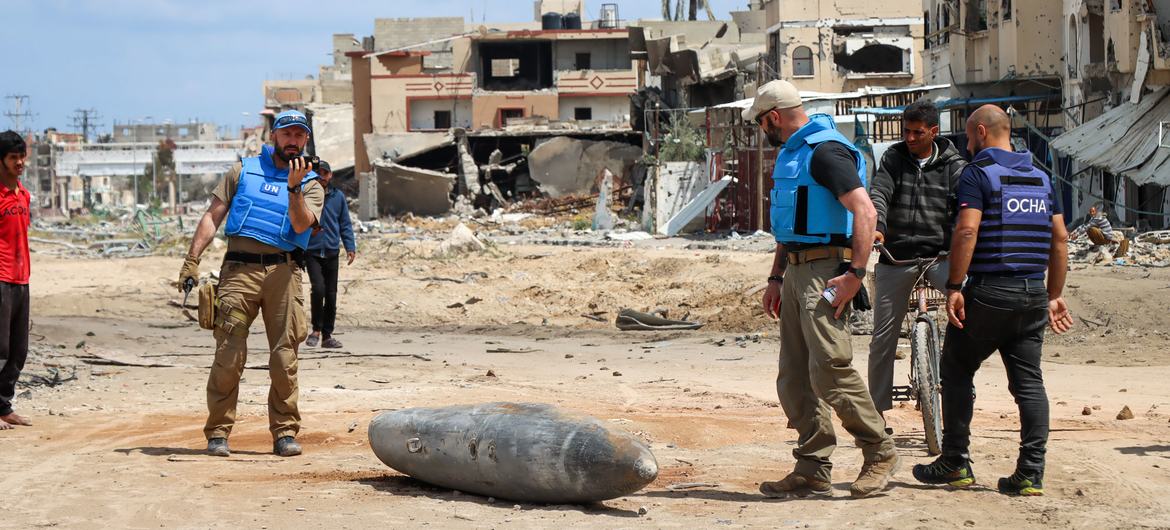 New use of cluster bombs threatens global ban, report warns