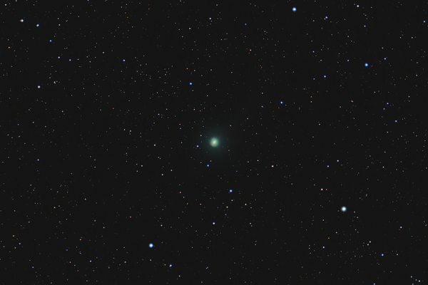 Stunning Comet Could Photobomb This April’s Total Solar Eclipse