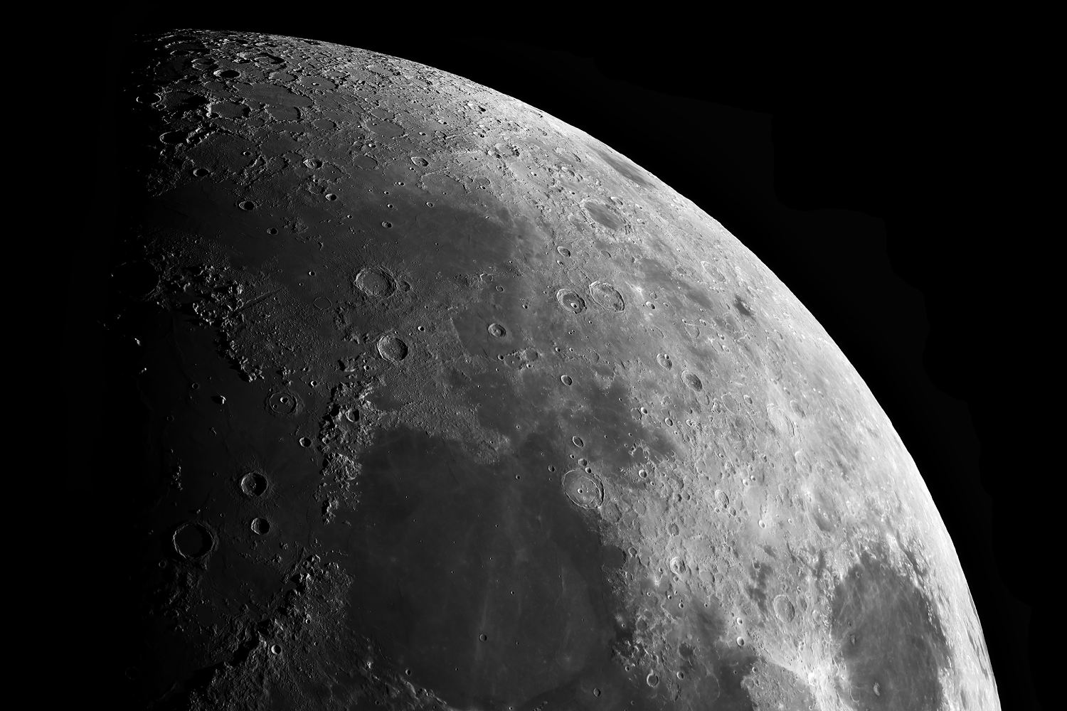 The moon had active volcanoes into the dinosaur age, study finds