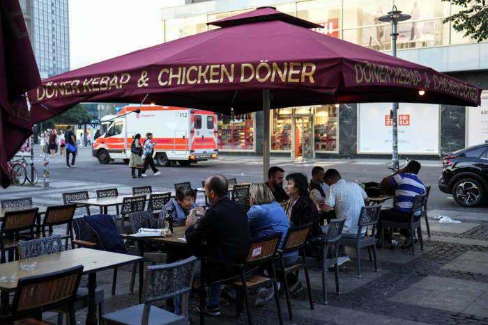 Turkey wants to regulate Germany’s beloved döner kebab street food